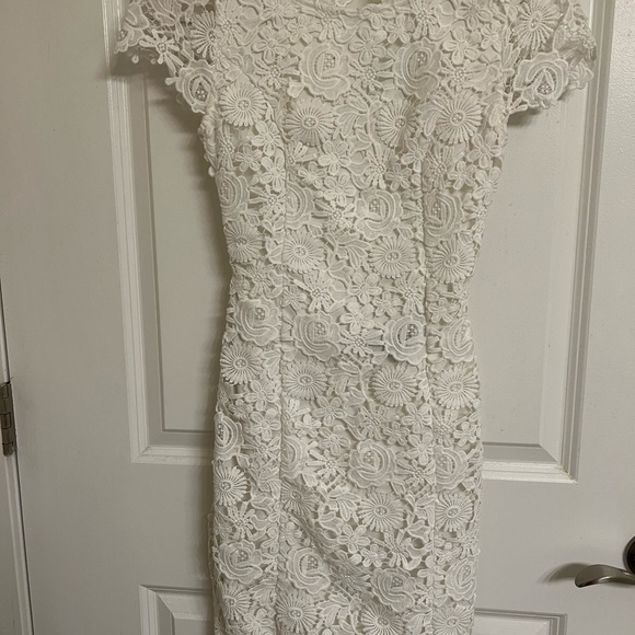 White Lulu’s mini dress XS - Picture 3 of 5